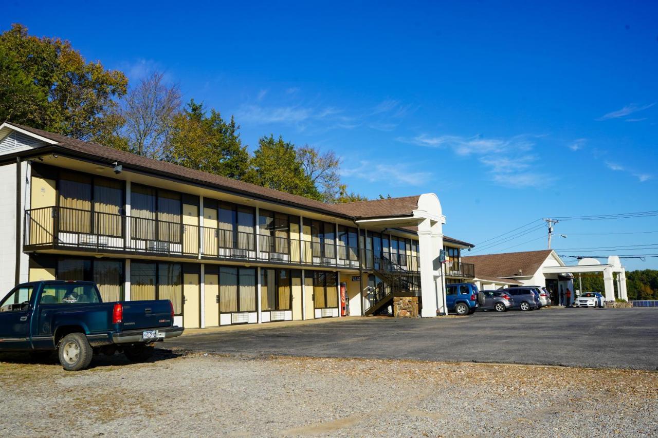 Sunset Inn Clarksville Zewnętrze zdjęcie